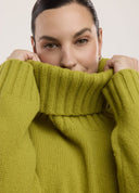 <p>Knitwear to live in</p>