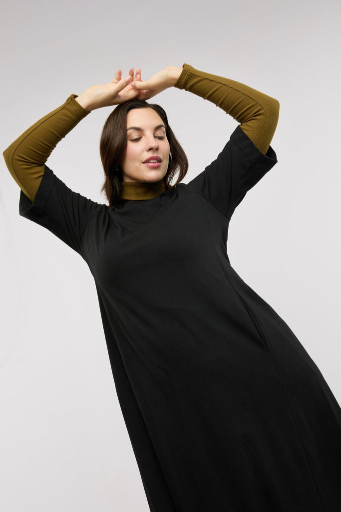 Organic Traveller Midi Dress - Obus Online