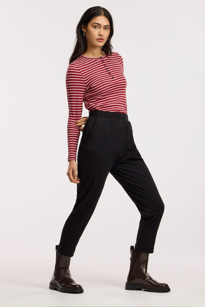 Traveller Waffle Henley Top - Obus Online