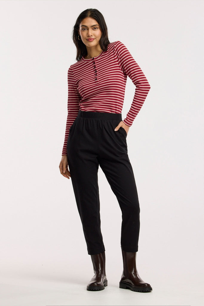 Traveller Waffle Henley Top - Obus Online