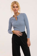 Traveller Waffle Henley Top - Obus Online