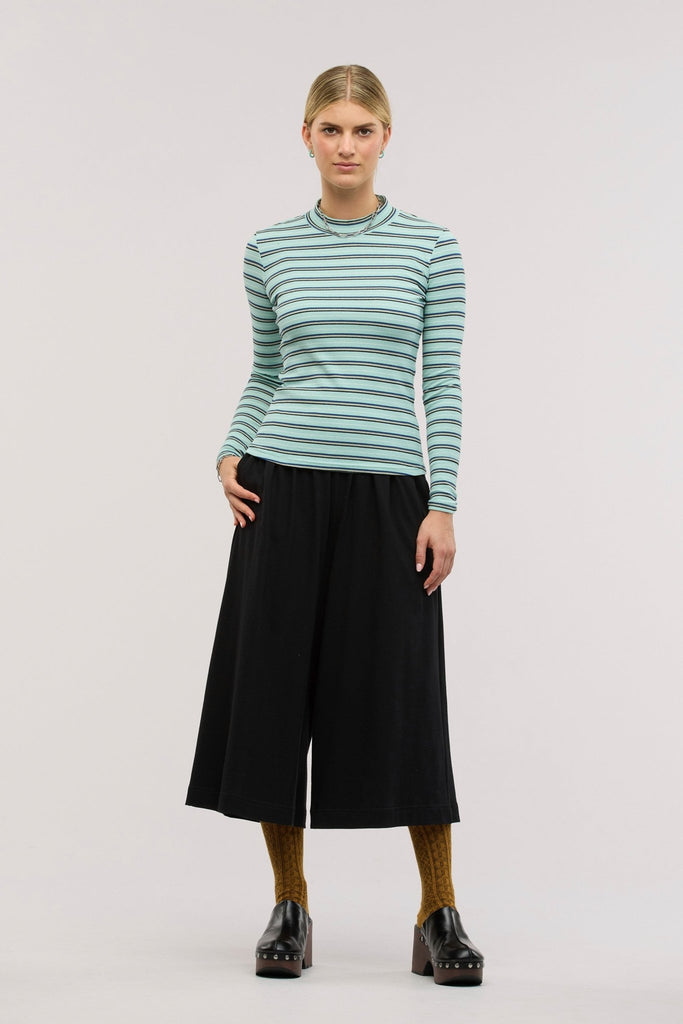 Traveller Waffle Top - Obus Online